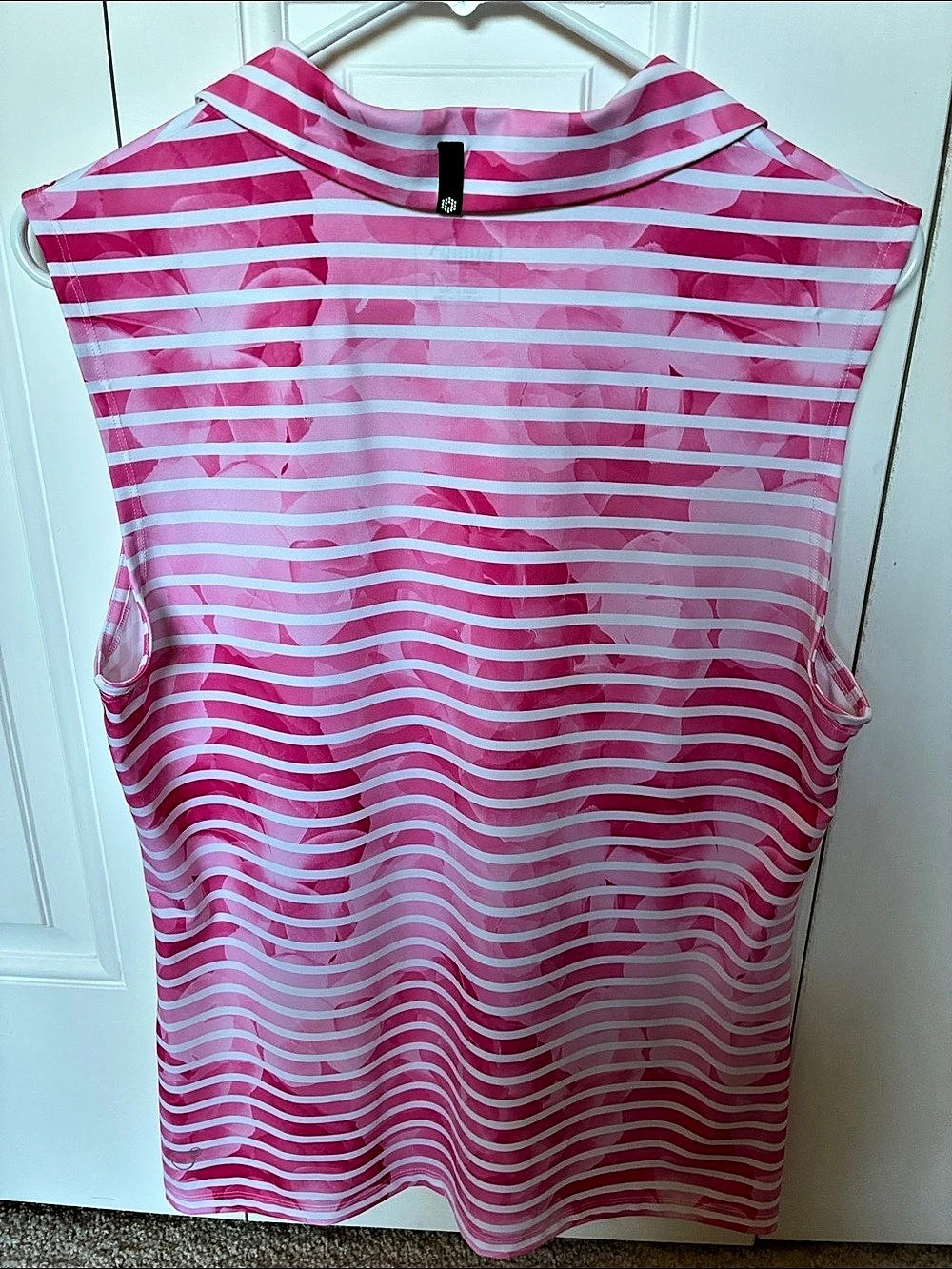 Puma Women's MATTR Lily Floral Sleeveless Golf Polo Pink & White Large - Picture 7 of 8